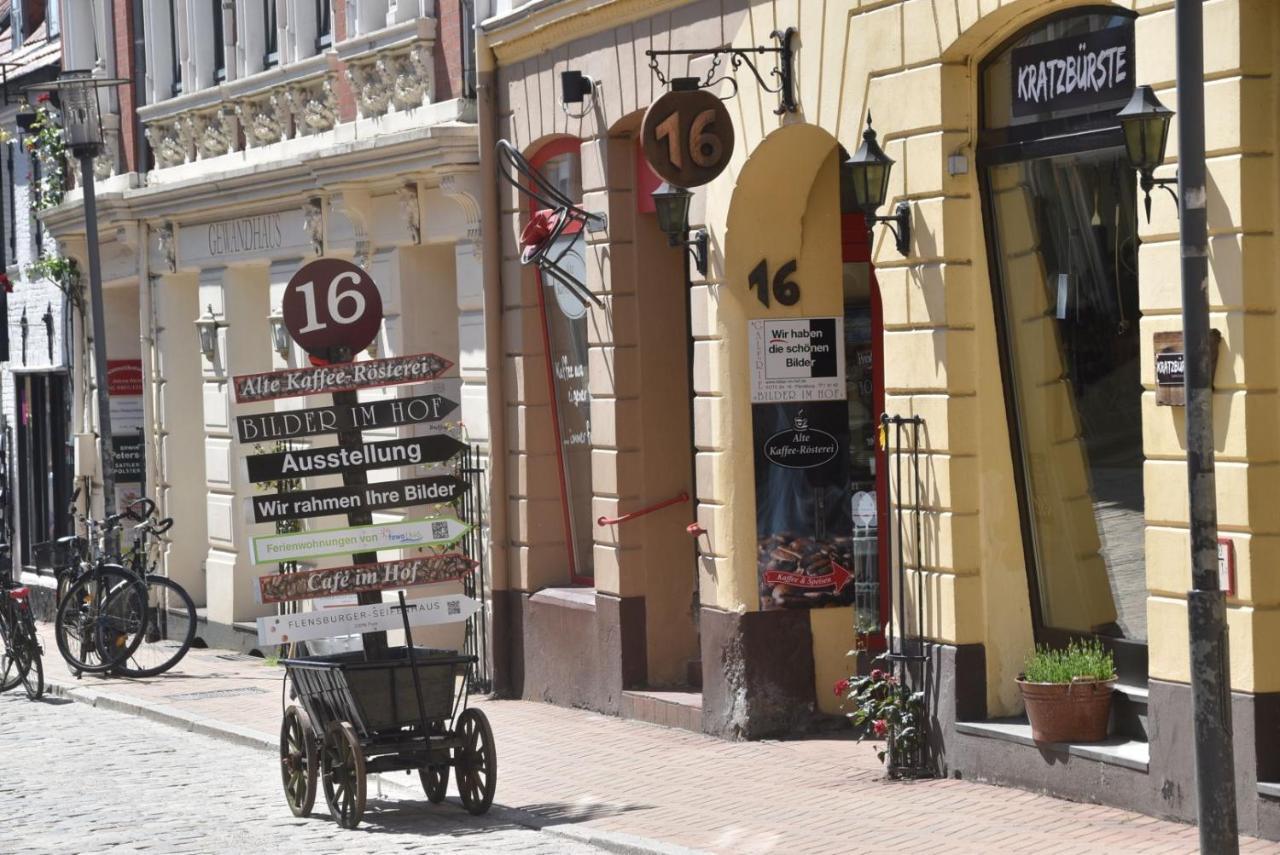 Fewo1846 - An Der Alten Kaffeeroesterei - Stilvoll Eingerichtete 2-Zimmer-Wohnung Im Stadtzentrum Flensburg Eksteriør bilde
