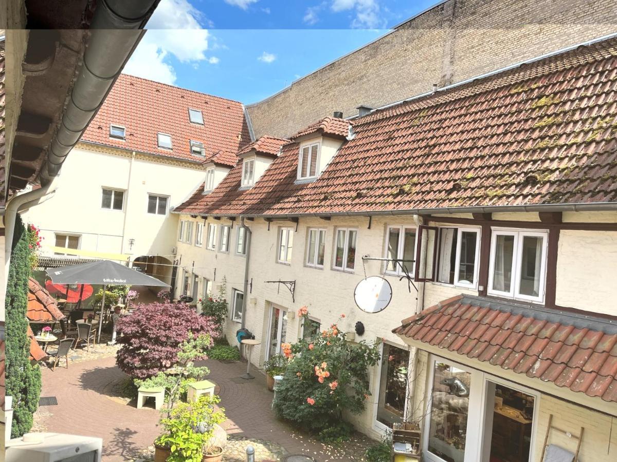 Fewo1846 - An Der Alten Kaffeeroesterei - Stilvoll Eingerichtete 2-Zimmer-Wohnung Im Stadtzentrum Flensburg Eksteriør bilde